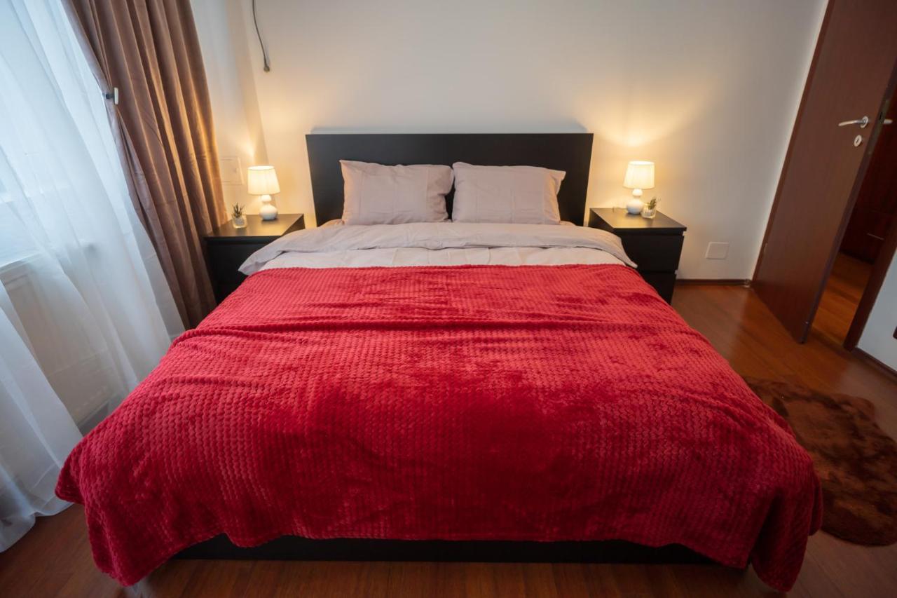 Spacious 2Br Dristor Apartment Bucharest Exterior photo