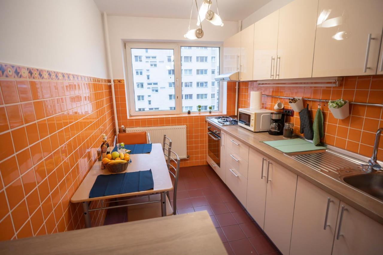 Spacious 2Br Dristor Apartment Bucharest Exterior photo
