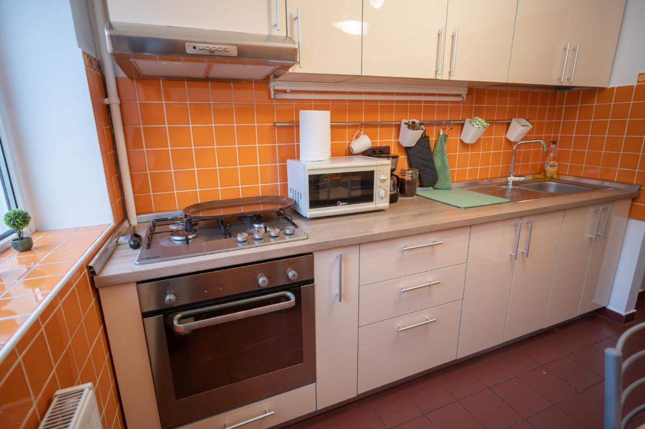 Spacious 2Br Dristor Apartment Bucharest Exterior photo